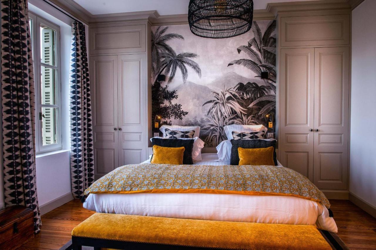 Bed and Breakfast La Petite Folie Honfleur Exterior foto