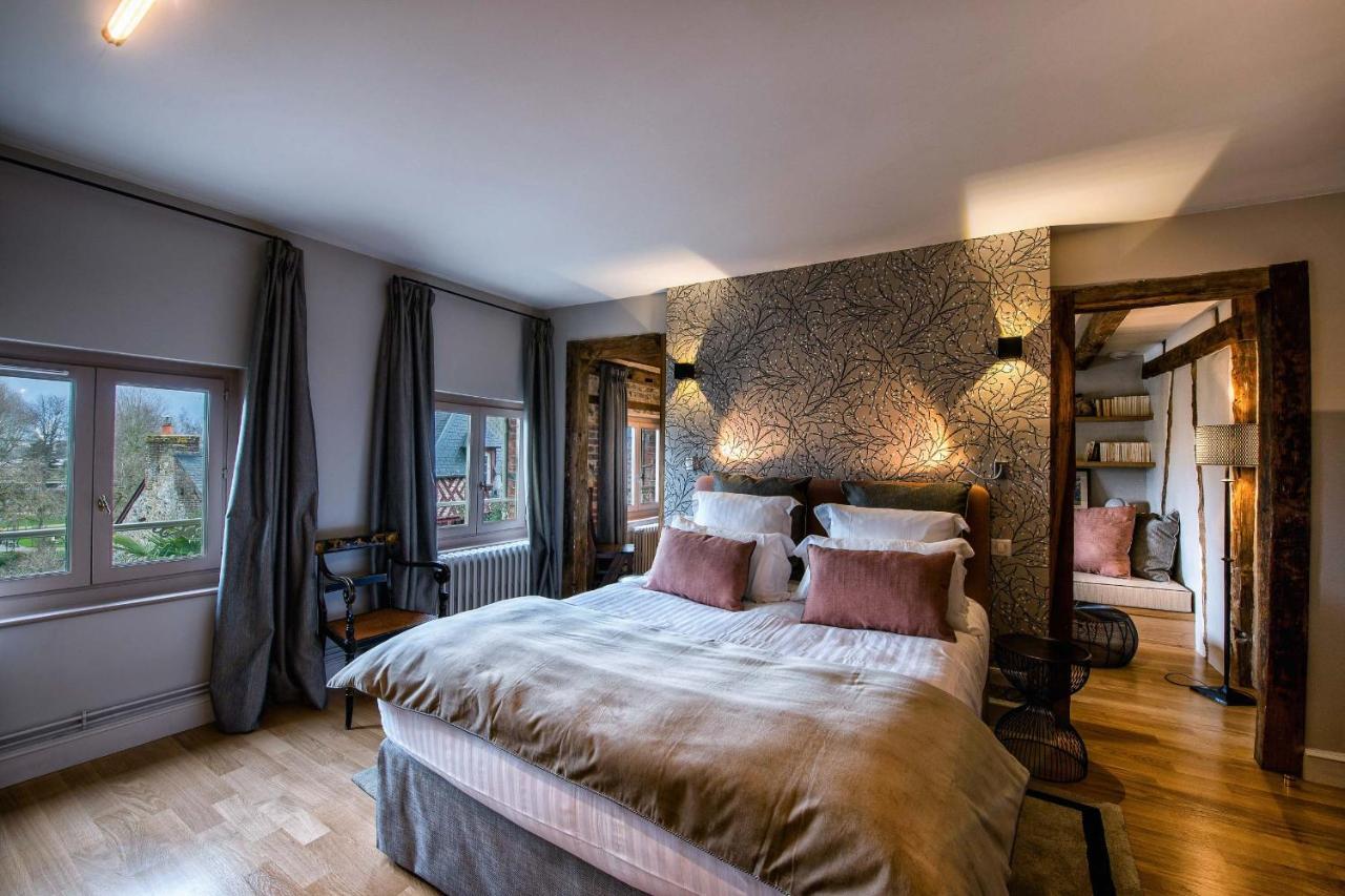 Bed and Breakfast La Petite Folie Honfleur Exterior foto