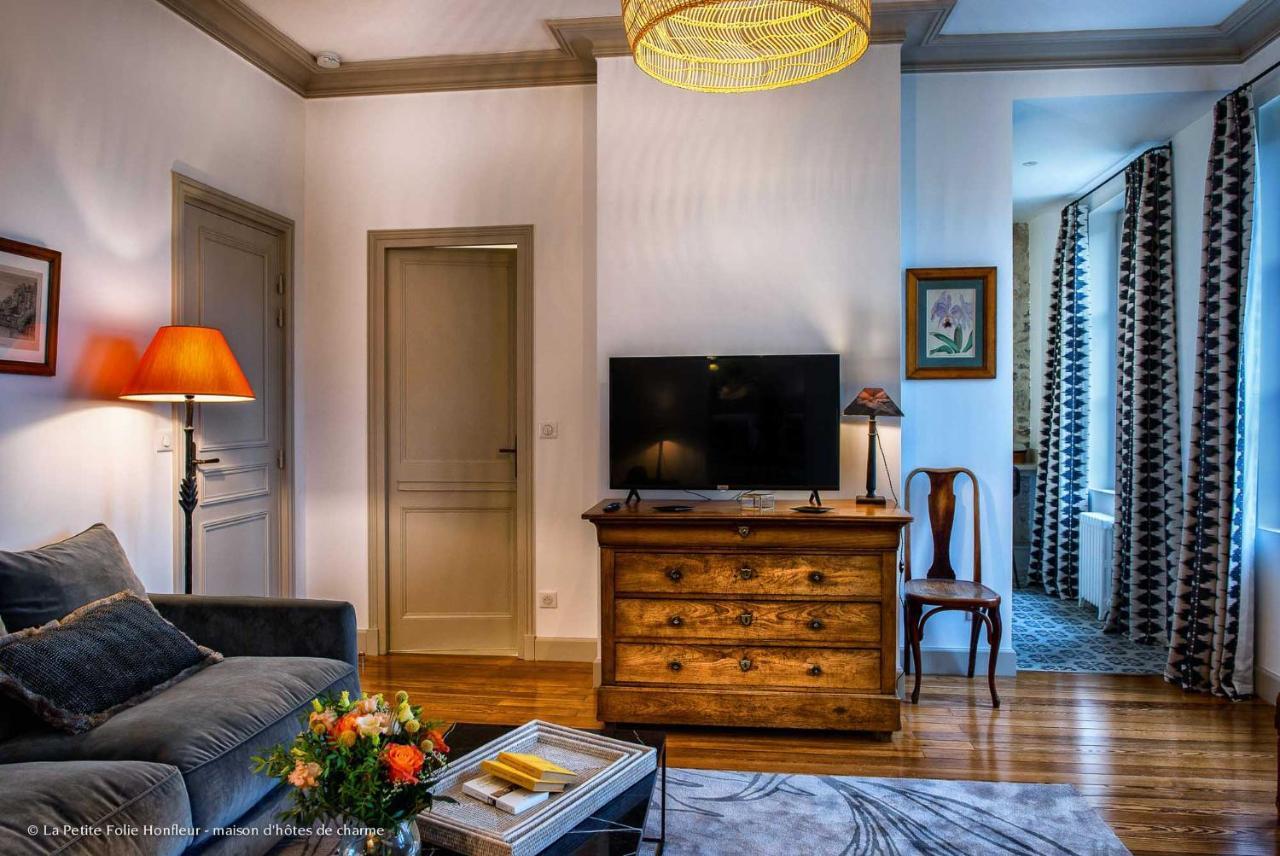 Bed and Breakfast La Petite Folie Honfleur Exterior foto