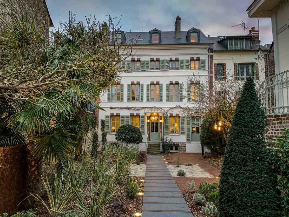 Bed and Breakfast La Petite Folie Honfleur Exterior foto