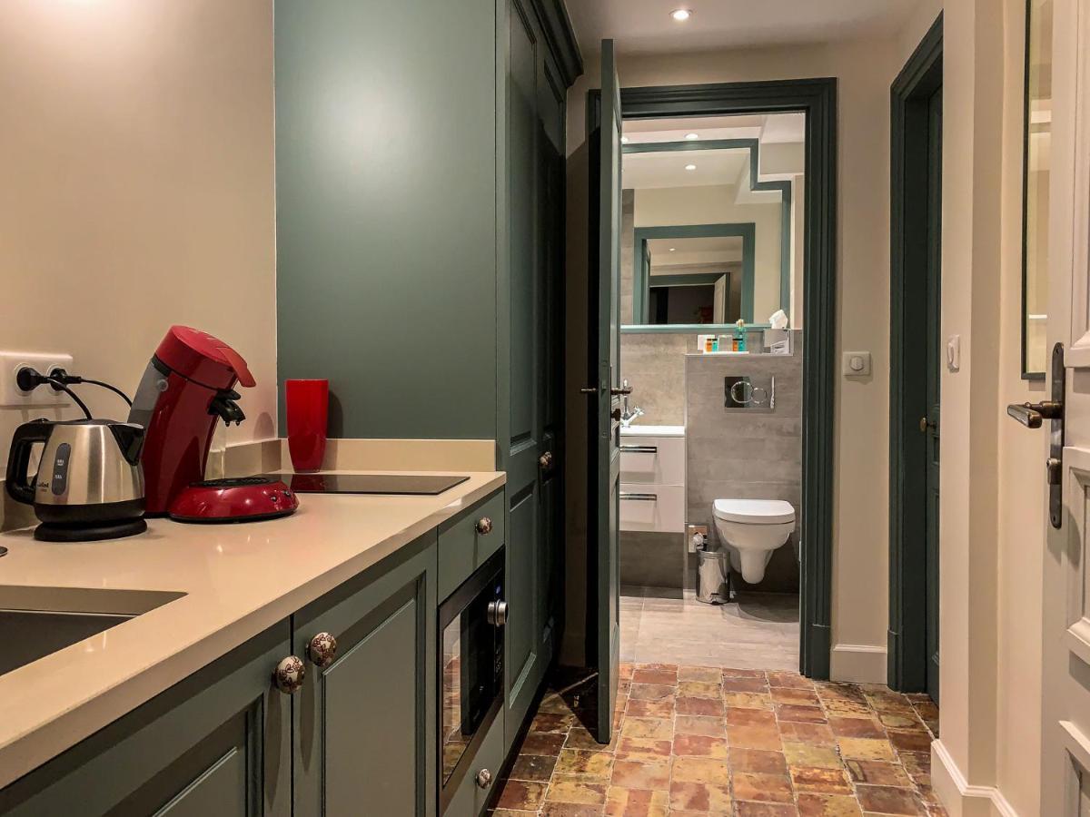 Bed and Breakfast La Petite Folie Honfleur Exterior foto